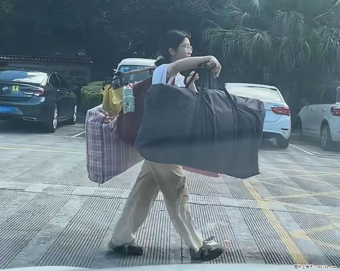 全网追的“扁担女孩”,找了一份暑假工,时薪12元 - 吕梁生活资讯 - 吕梁28生活网 lvliang.28life.com