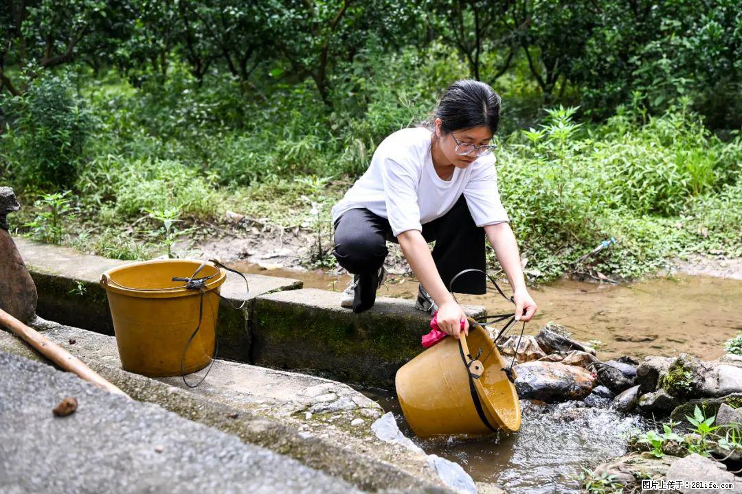 全网追的“扁担女孩”,找了一份暑假工,时薪12元 - 吕梁生活资讯 - 吕梁28生活网 lvliang.28life.com
